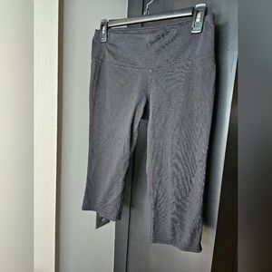 Athleta cropped workout legging pant black size medium petite